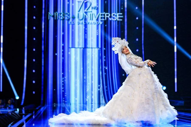 Конкурс национальных костюмов «Мисс Вселенная» | биржевые-записки.рф